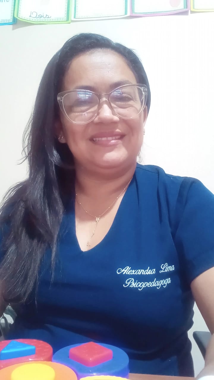 Alexandra Lima - Psicopedagoga